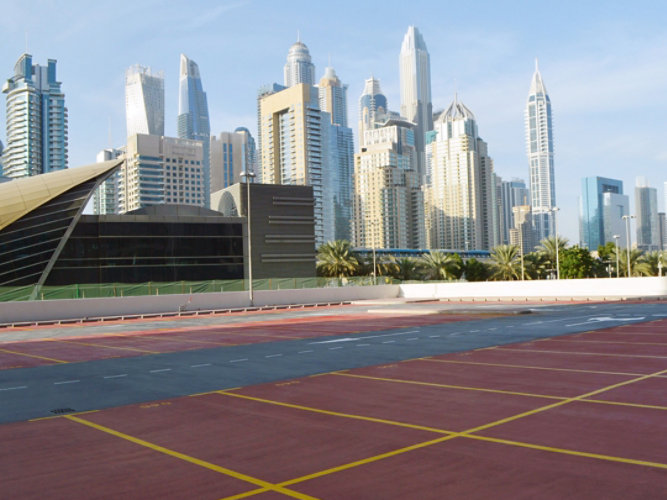 Parking au Jumeirah Lakes Tower