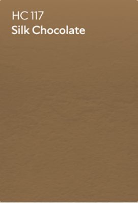 A Sherwin-Williams stain chip for Silk Chocolate HC 117.