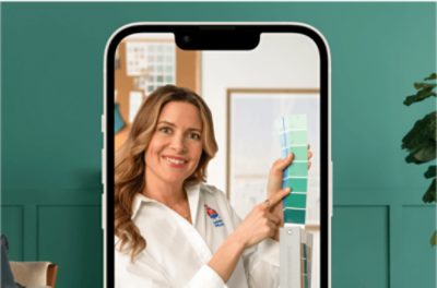 Phone screen showing Sherwin-Williams Virtual Color Consultation.