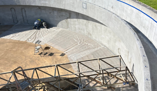 Concrete clarifier being resurfaced