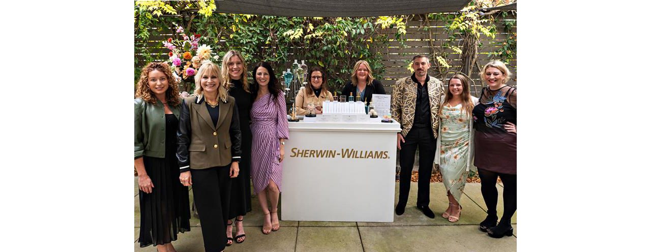 Image of people at a Sherwin-Williams Colormix Forecast event.