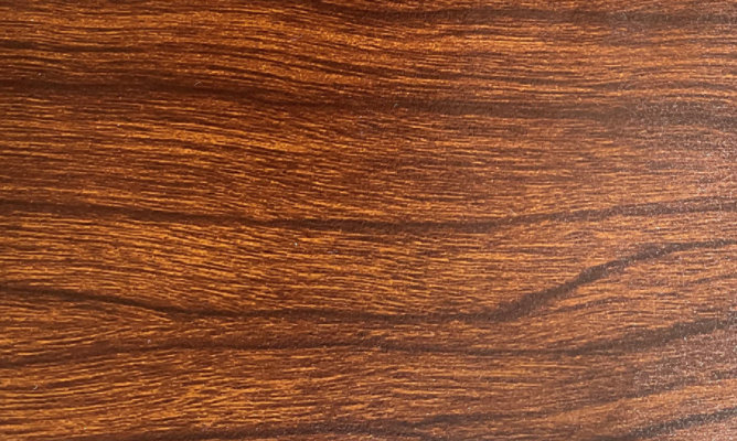 Pannello con effetto legno marrone