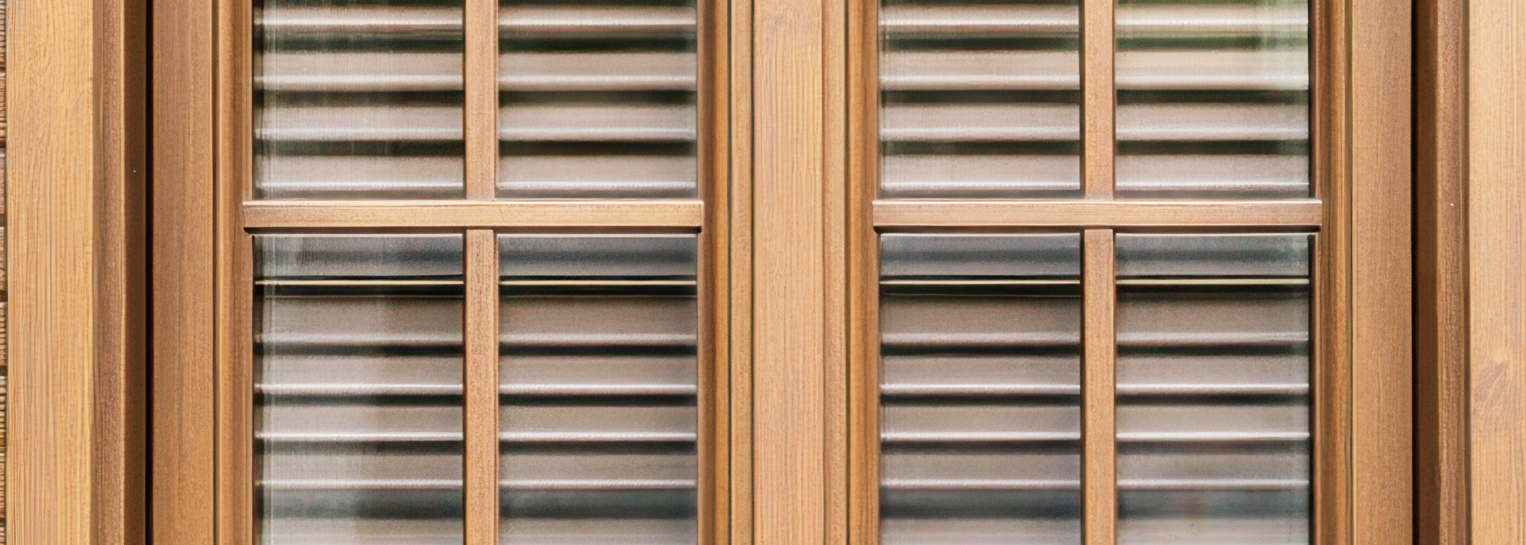Laqvin Top EM4642 for exterior window