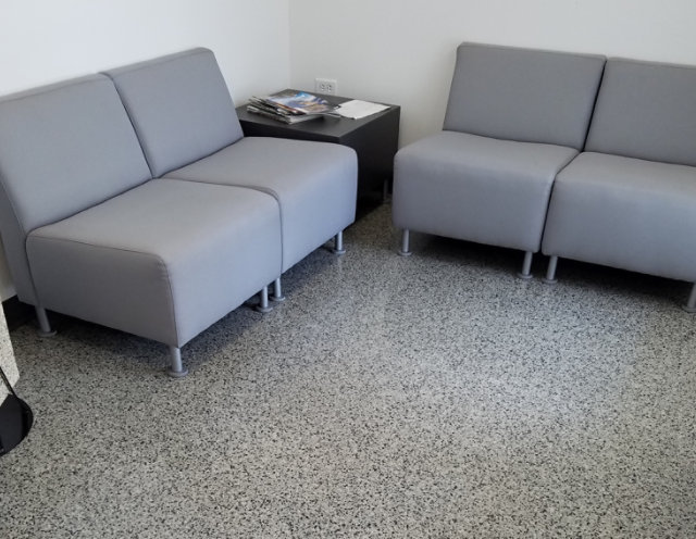 seating-area-epoxy-flake-flooring