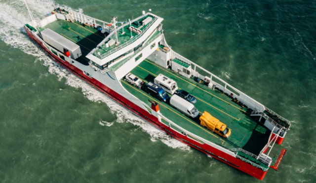 Commercial marine with non skid coatings