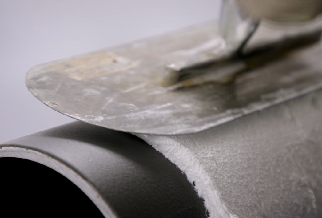 heat-flex 7000 is trowel applied to a pipe