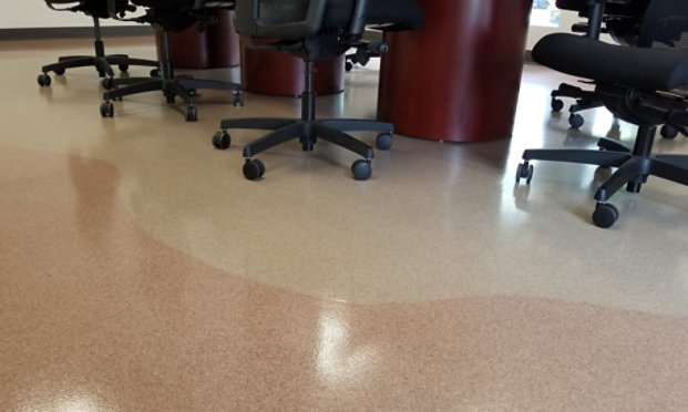 epoxy-quartz-floor-in-office-setting