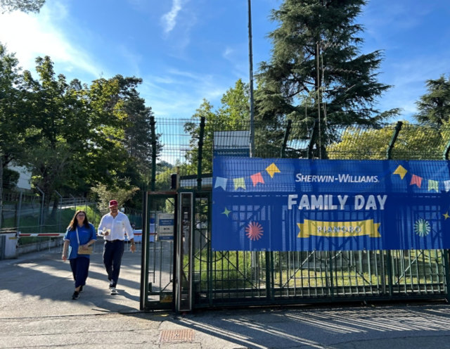 Sayerlack family day in Pianoro plant.