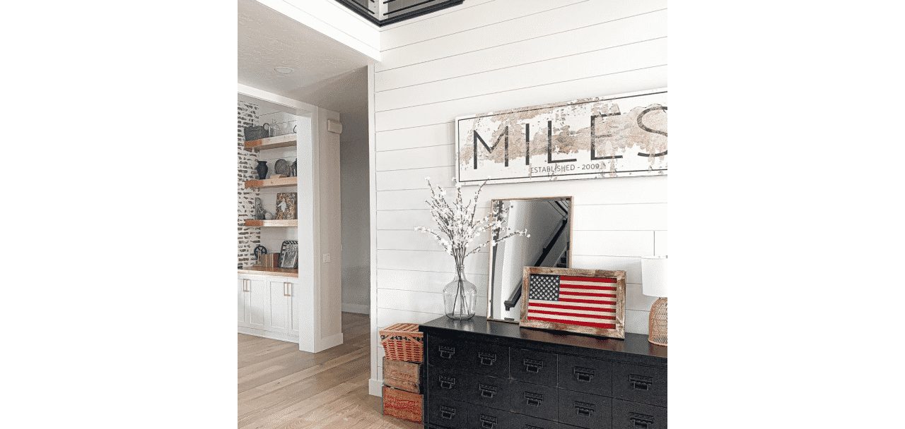 Entryway painted in Eider White SW 7014 by @a_milesdesign.