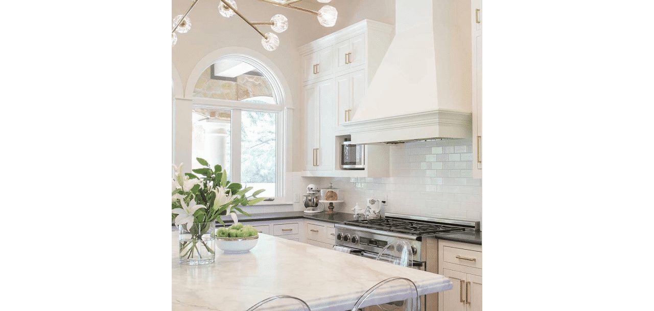 Kitchen painted in Greek Villa SW 7551 by @papermoonpainting.