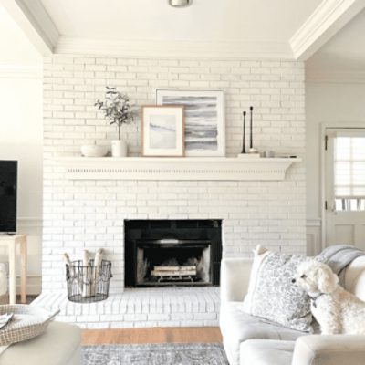 Living room painted in Alabaster SW 7008 by @housetohome_design.