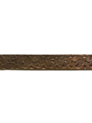 CUIR SCALLOPED BORDER
