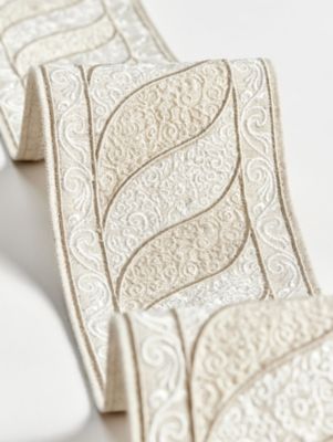 PAISLEY EMBROIDERED TAPE