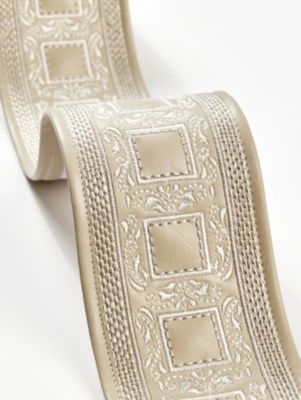 ARCHDUKE EMBROIDERED TAPE