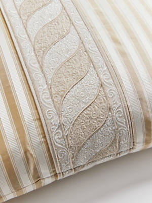 Shirred Stripe - Scalamandré Shirred Stripe - Scalamandré