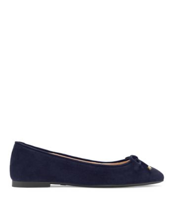 stuart weitzman gabby bow flat