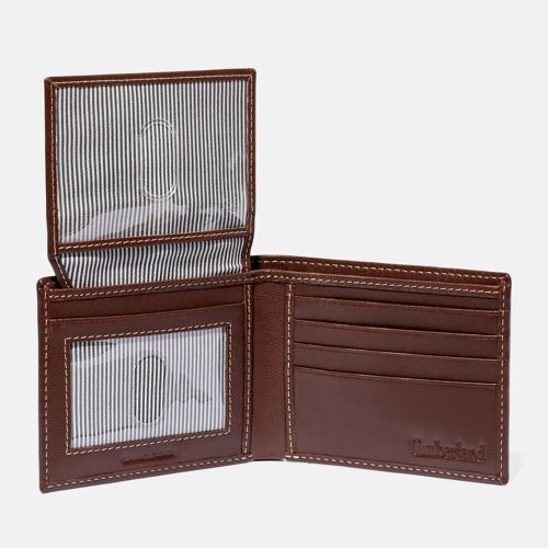 Milled Leather Passcase Wallet-