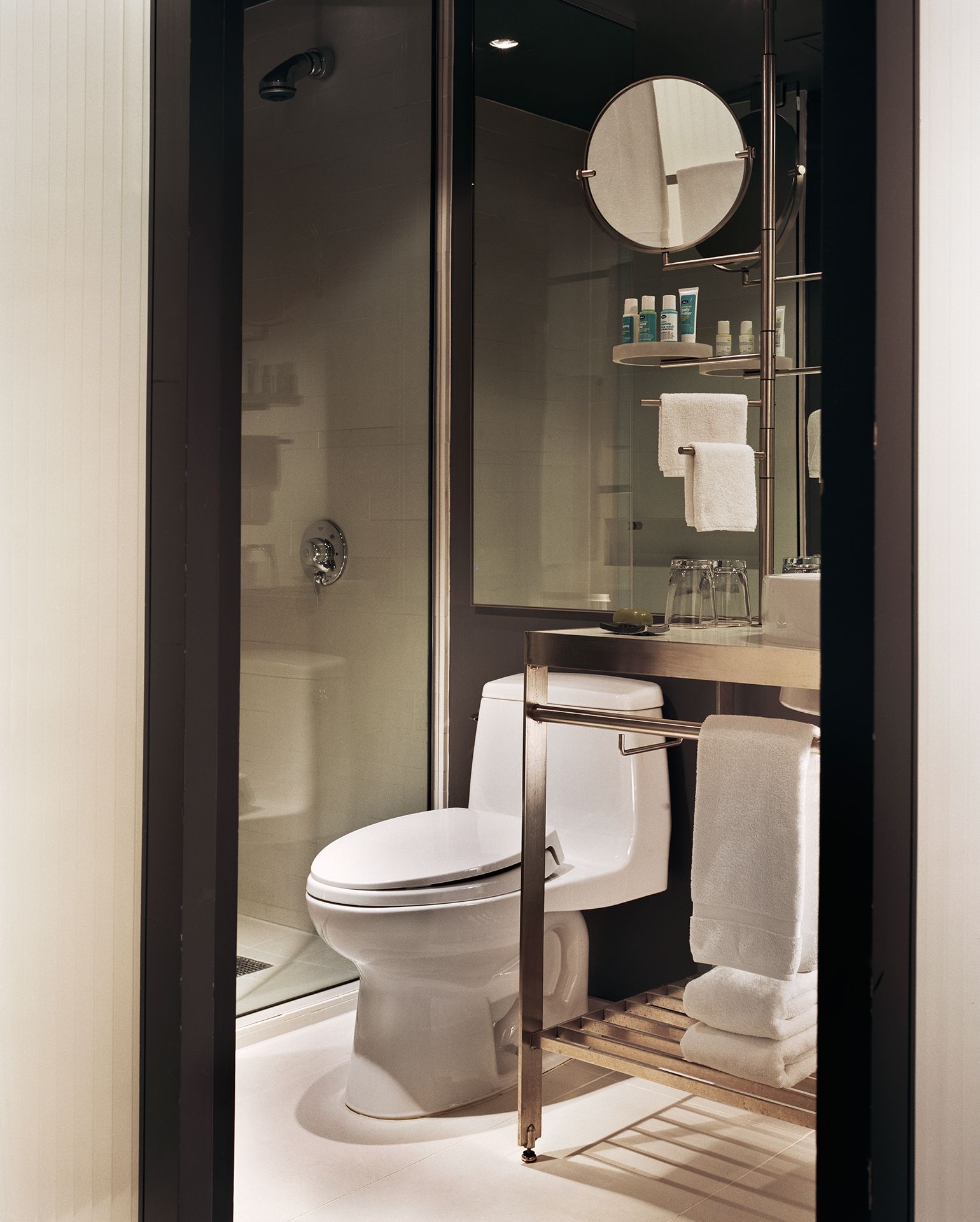 Ultimate e Piece Toilet 1 6 GPF Elongated Bowl TotoUSA